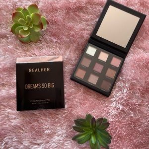 REALHER DREAMS SO BIG EYESHADOW PALETTE 🥀
